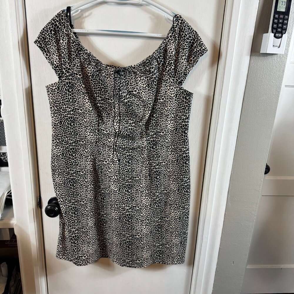 California Concepts leopard print cap sleeve mini dress.  Y2K retro. Size 14